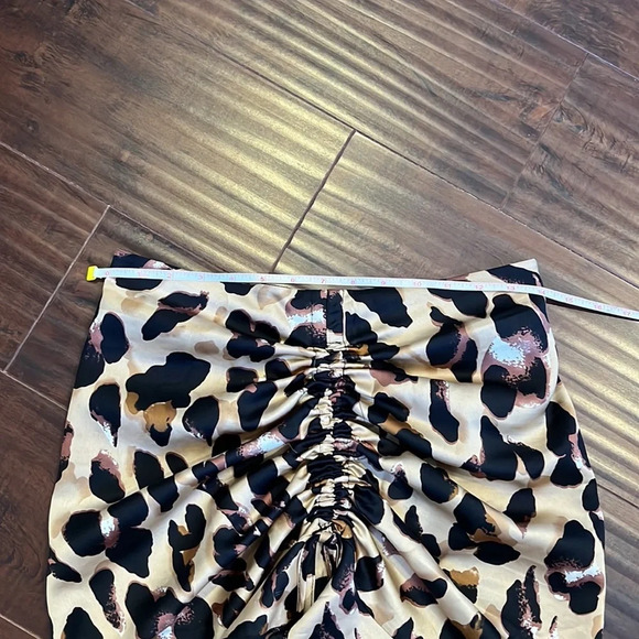 Leopard Skirt size small high low style mini skirt high low skirt brown leopard - Picture 6 of 10
